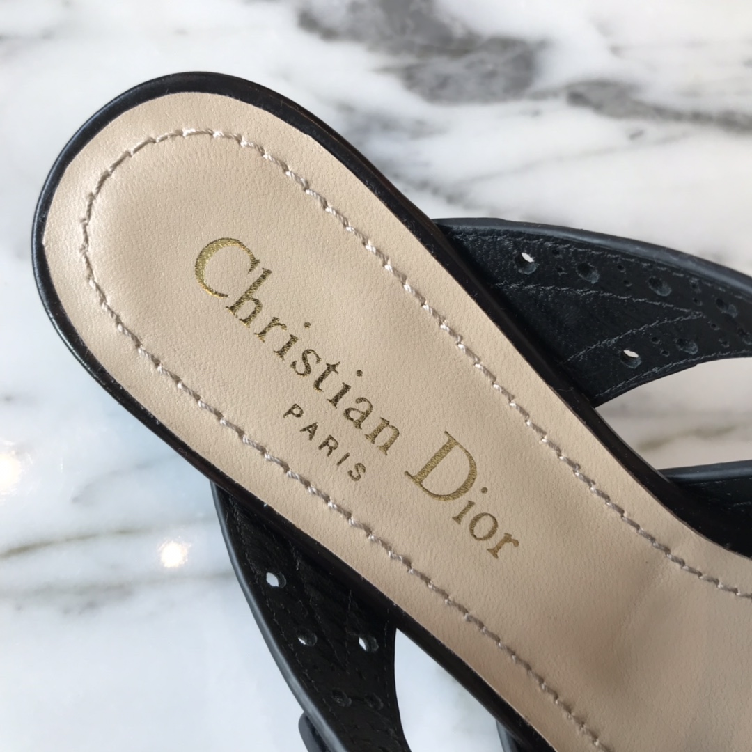 D*or high heels 34