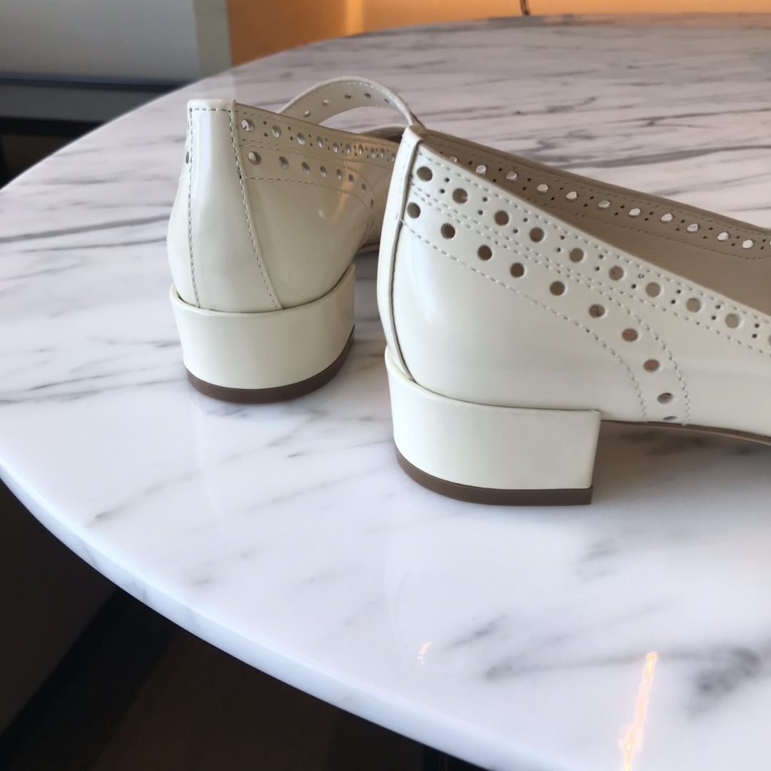 D*or flats 28
