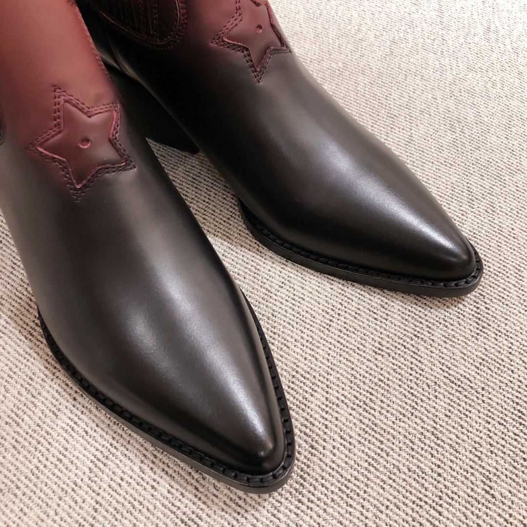 D*or boots 19