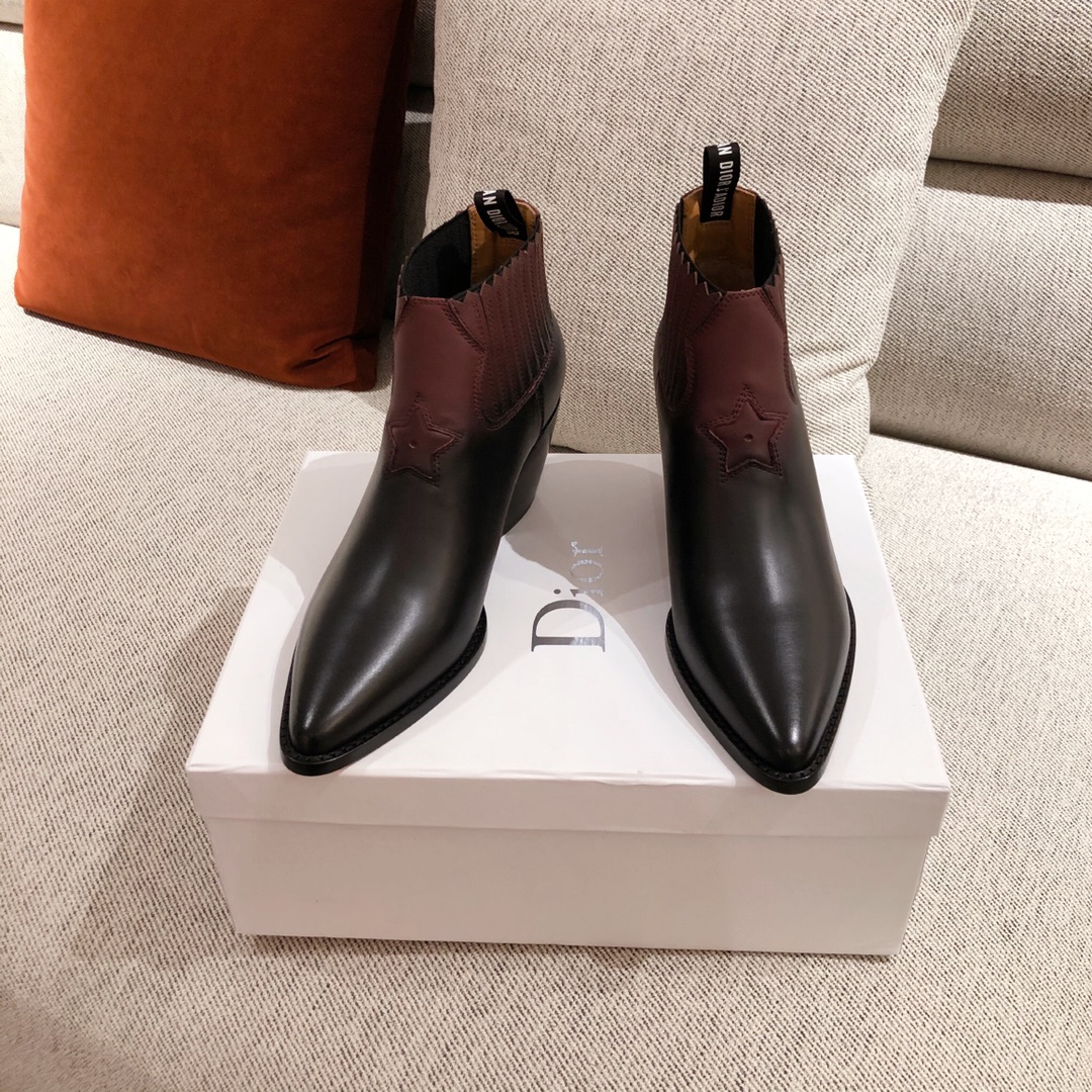 D*or boots 19