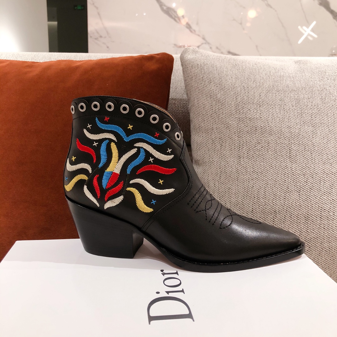 D*or boots 20