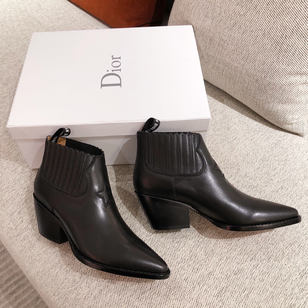 D*or boots 21