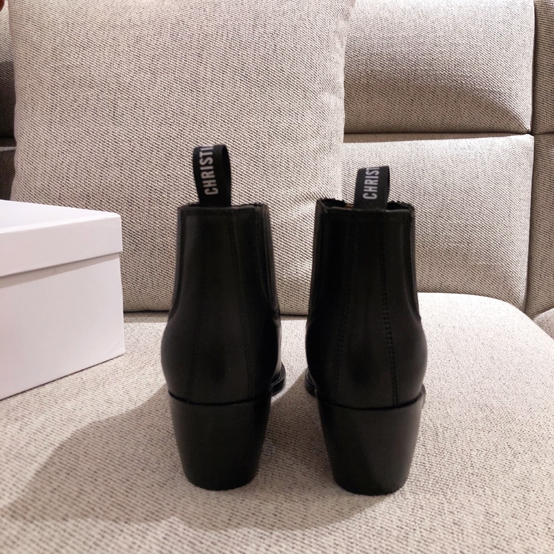 D*or boots 21