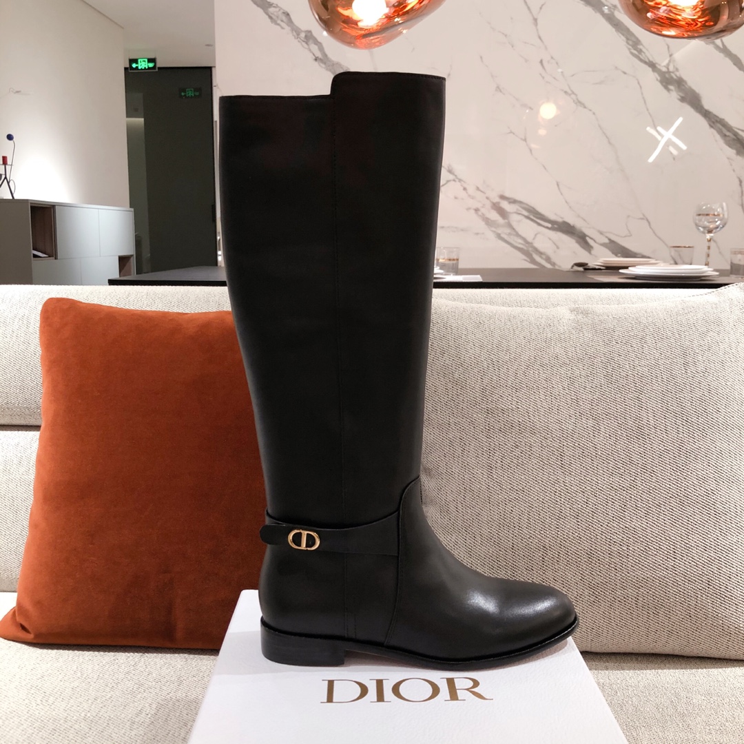 D*or boots 26