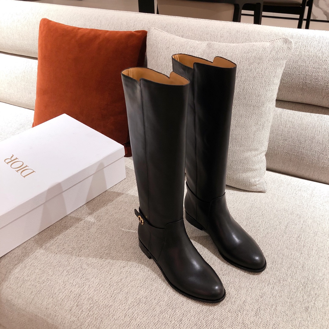 D*or boots 26