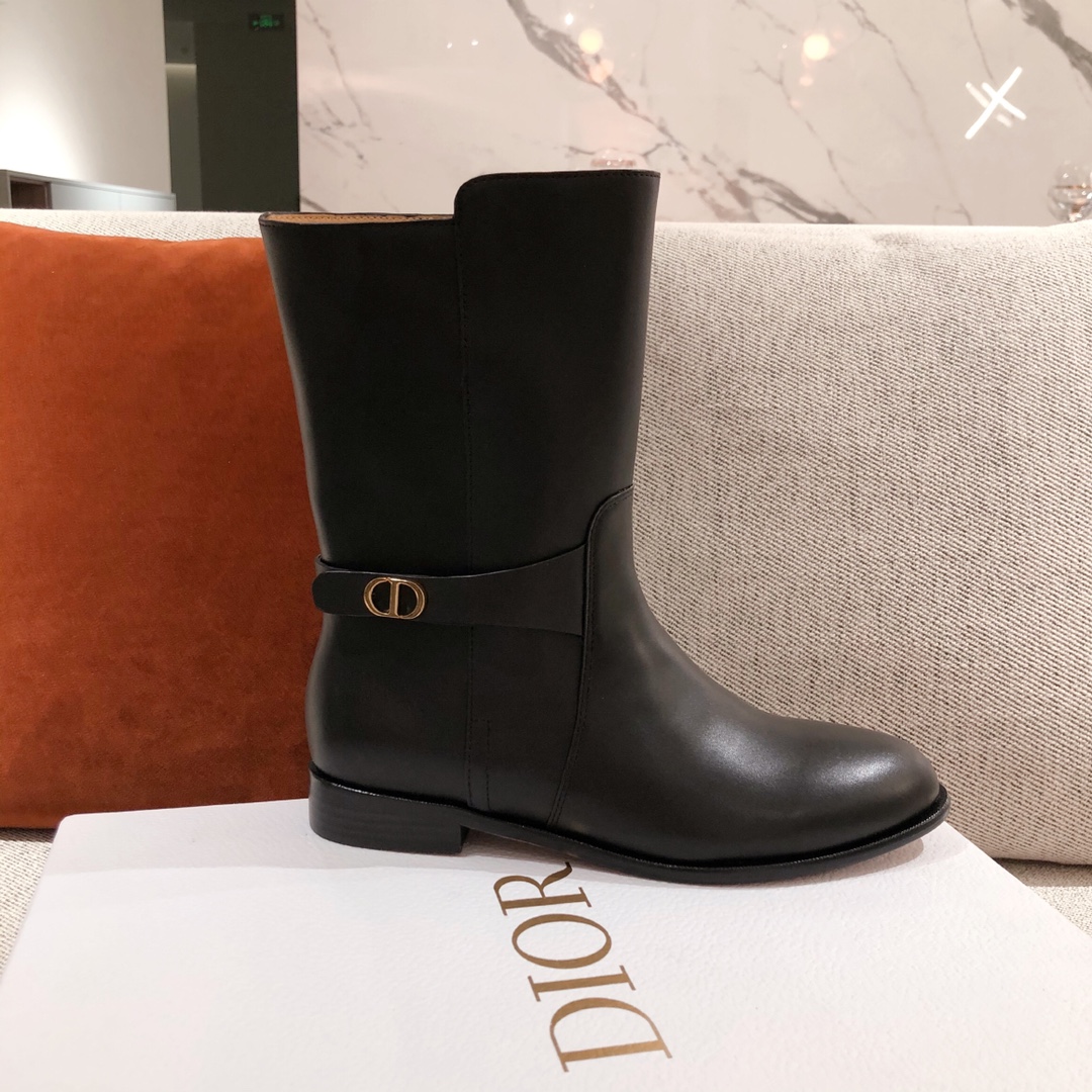 D*or boots 28