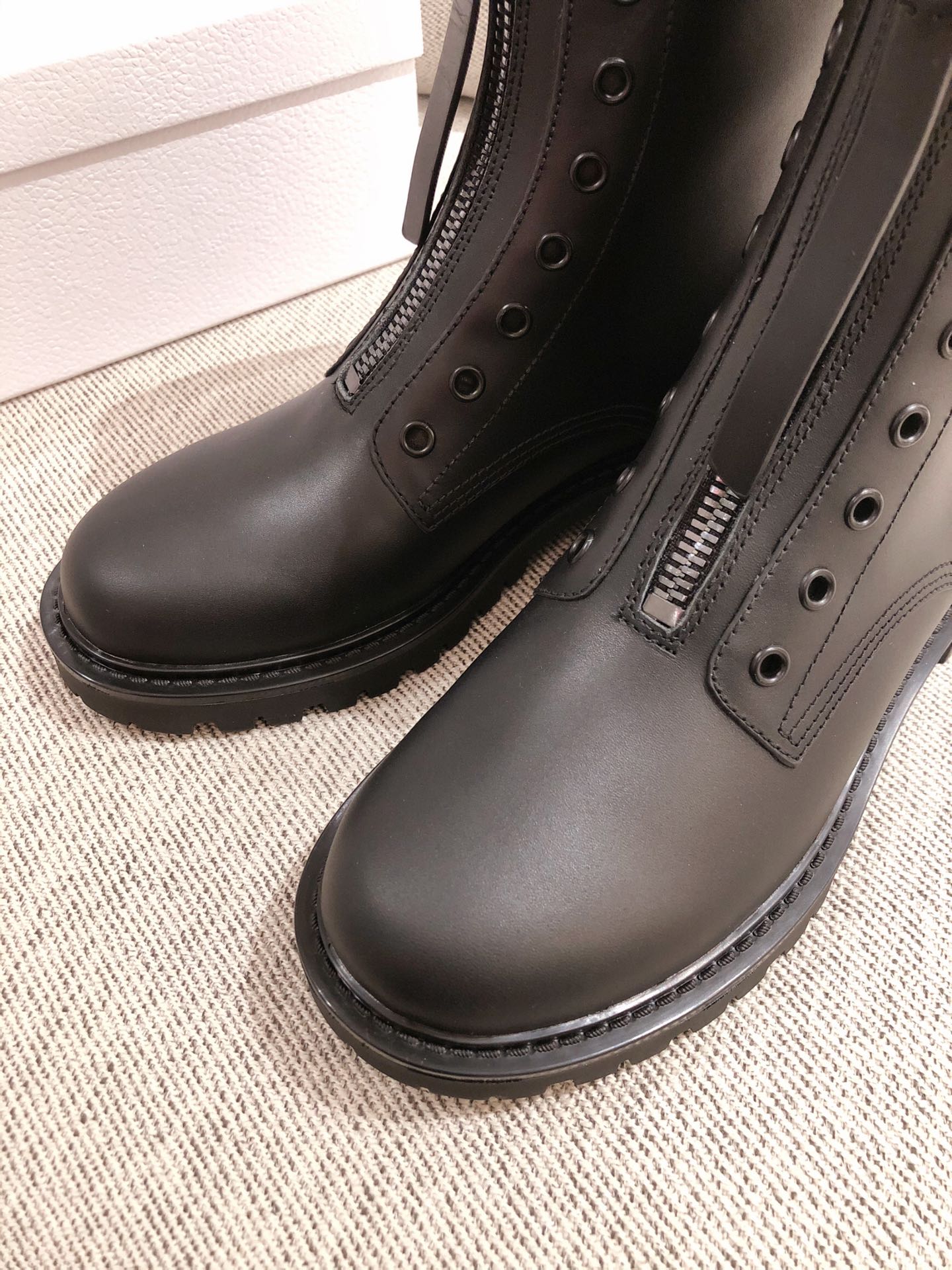 D*or boots 29