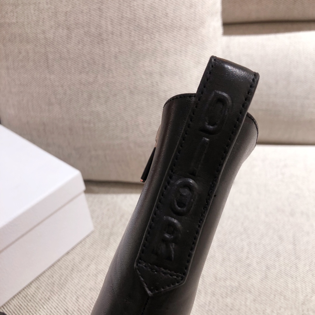 D*or boots 30