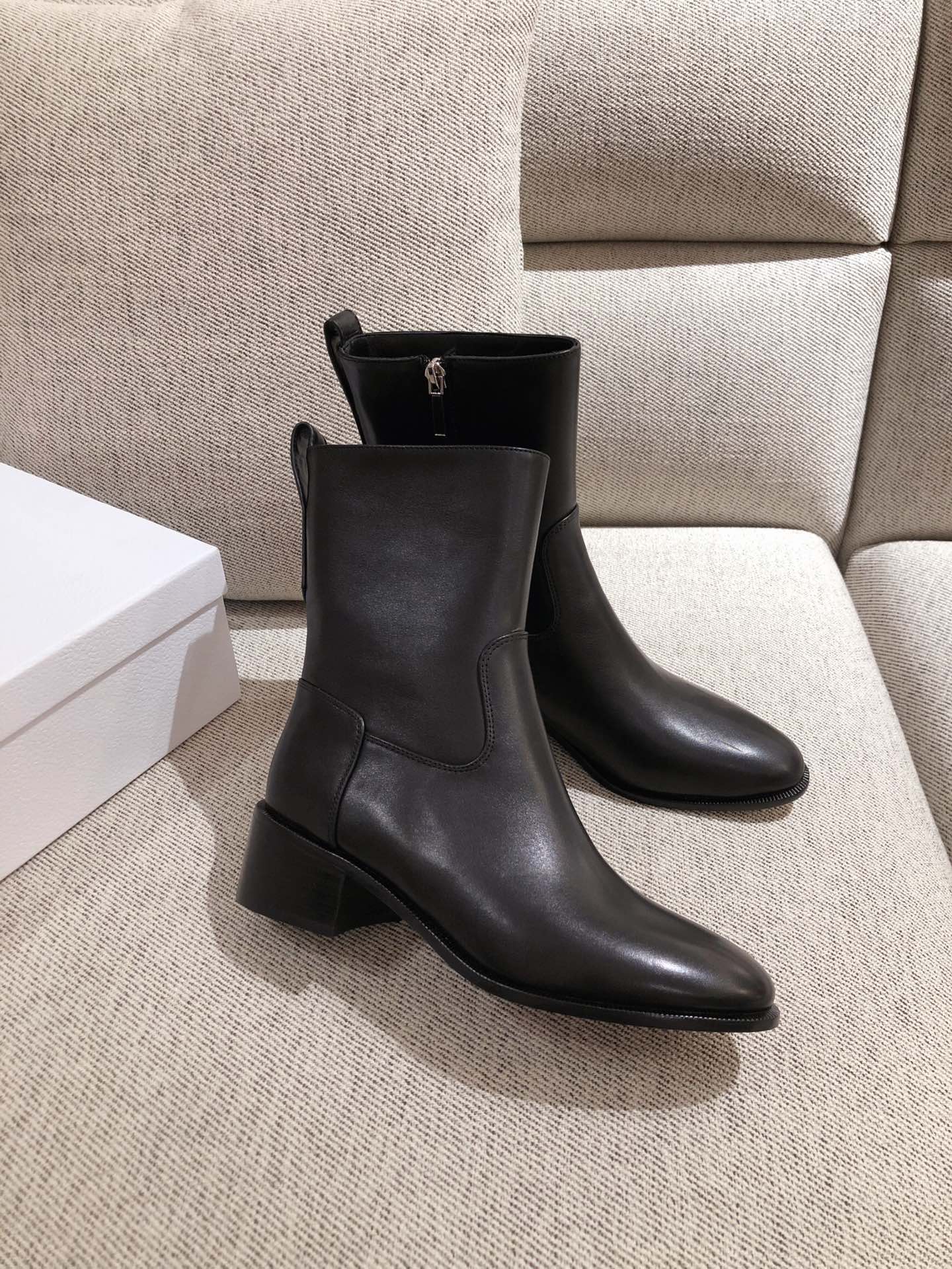D*or boots 30