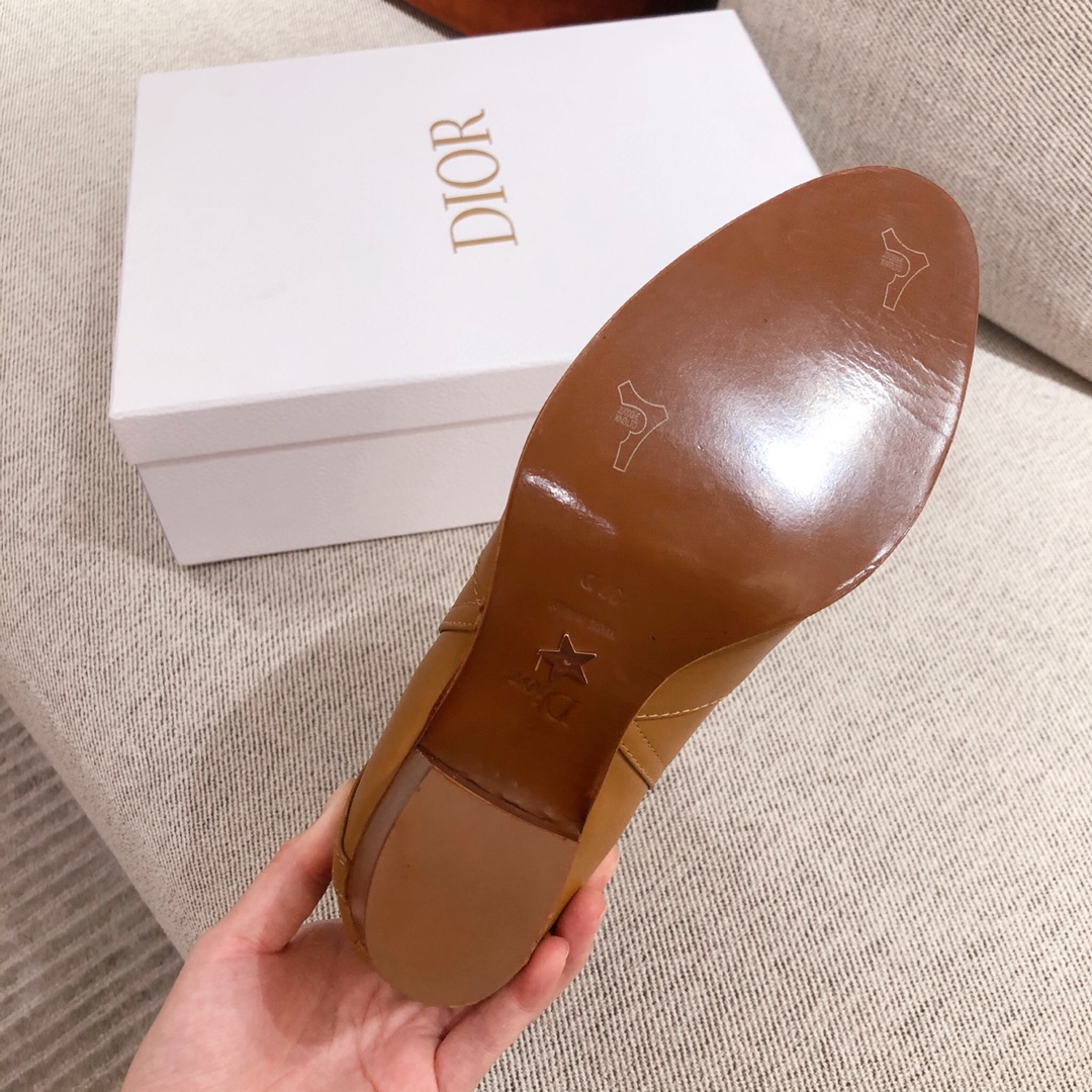 D*or boots 31