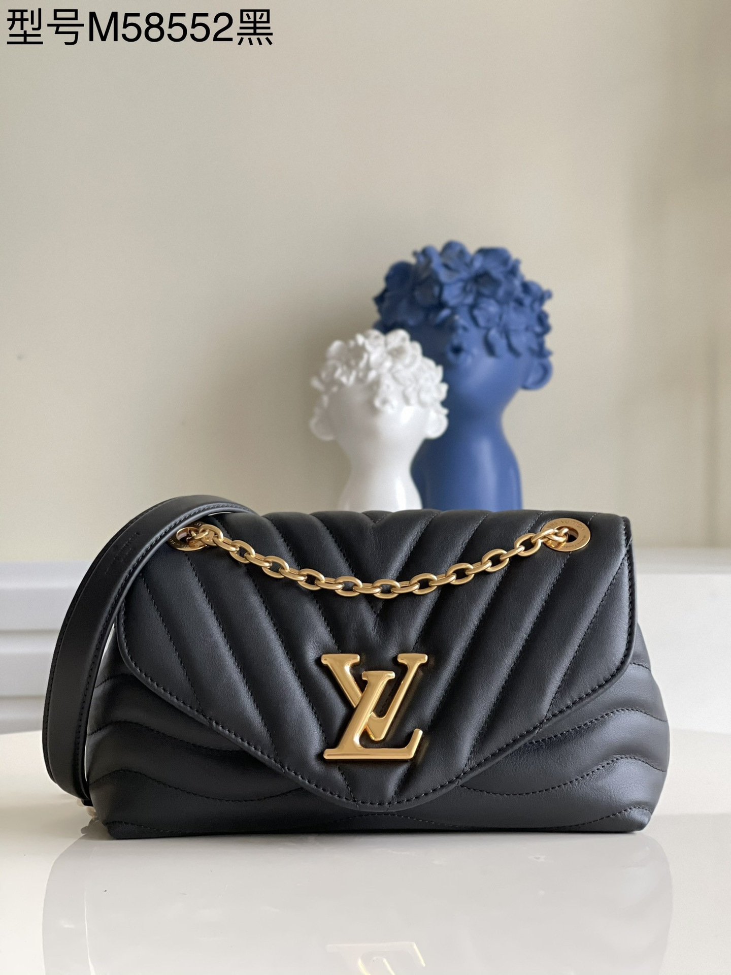 LV NEW WAVE CHAIN BAG
