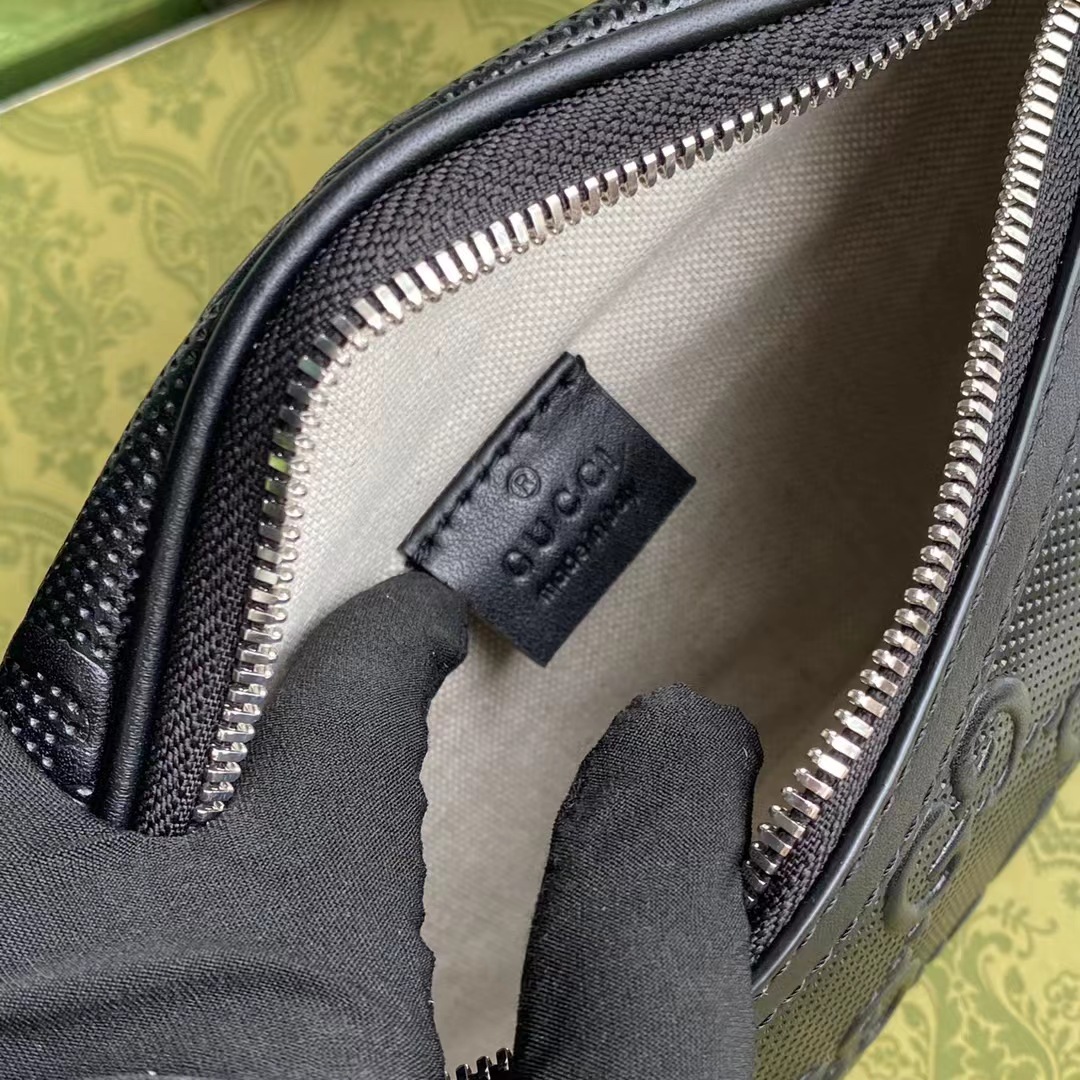 G*u*i fanny pack