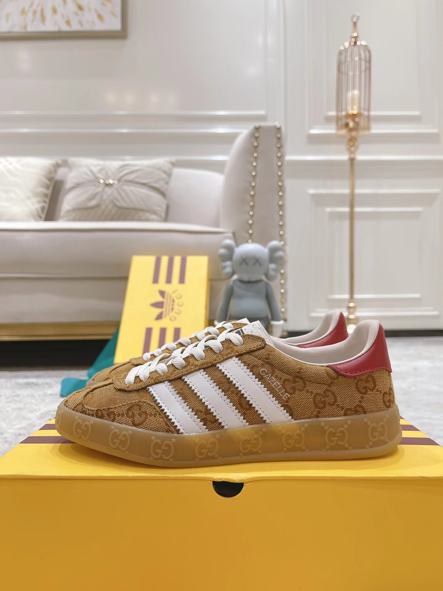 G*u*i × ad*s gazelle
