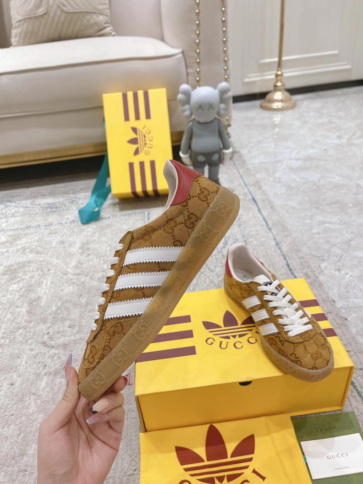 G*u*i × ad*s gazelle