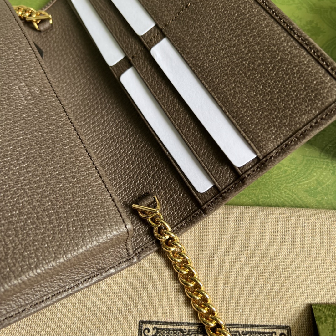 G*u*i horsebit 1955 wallet with chain