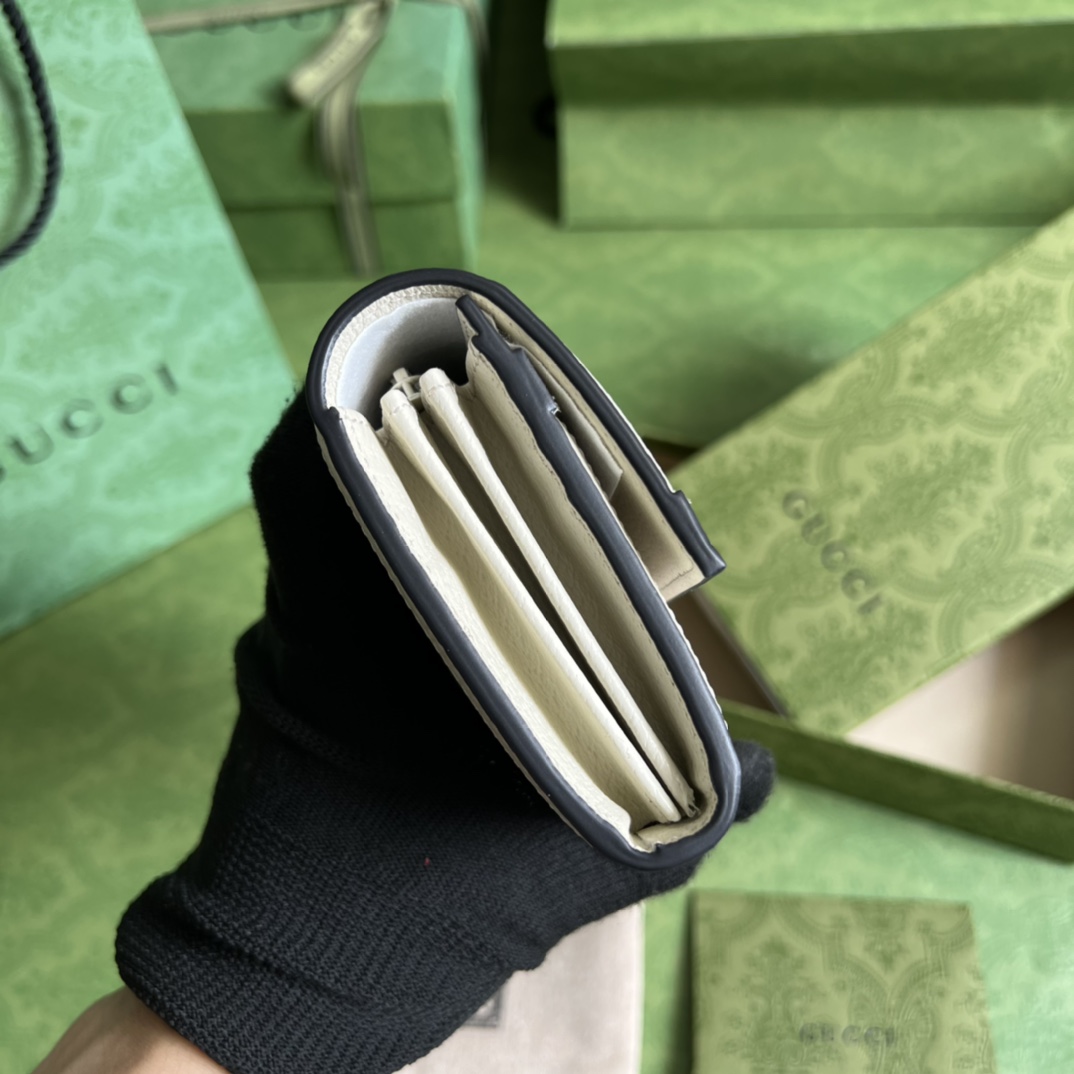 Ophidia GG continental wallet
