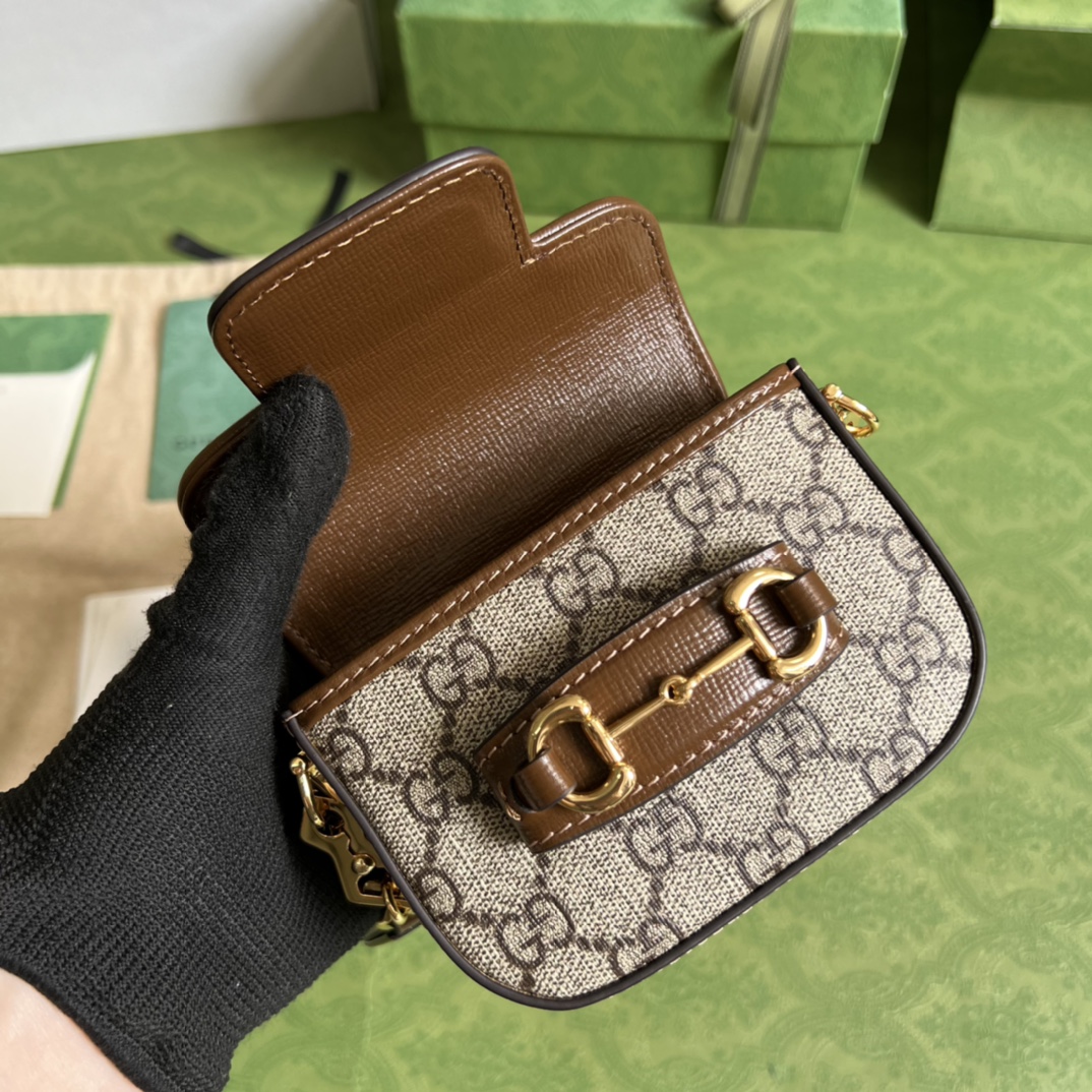G*u*i horsebit 1955 strap wallet
