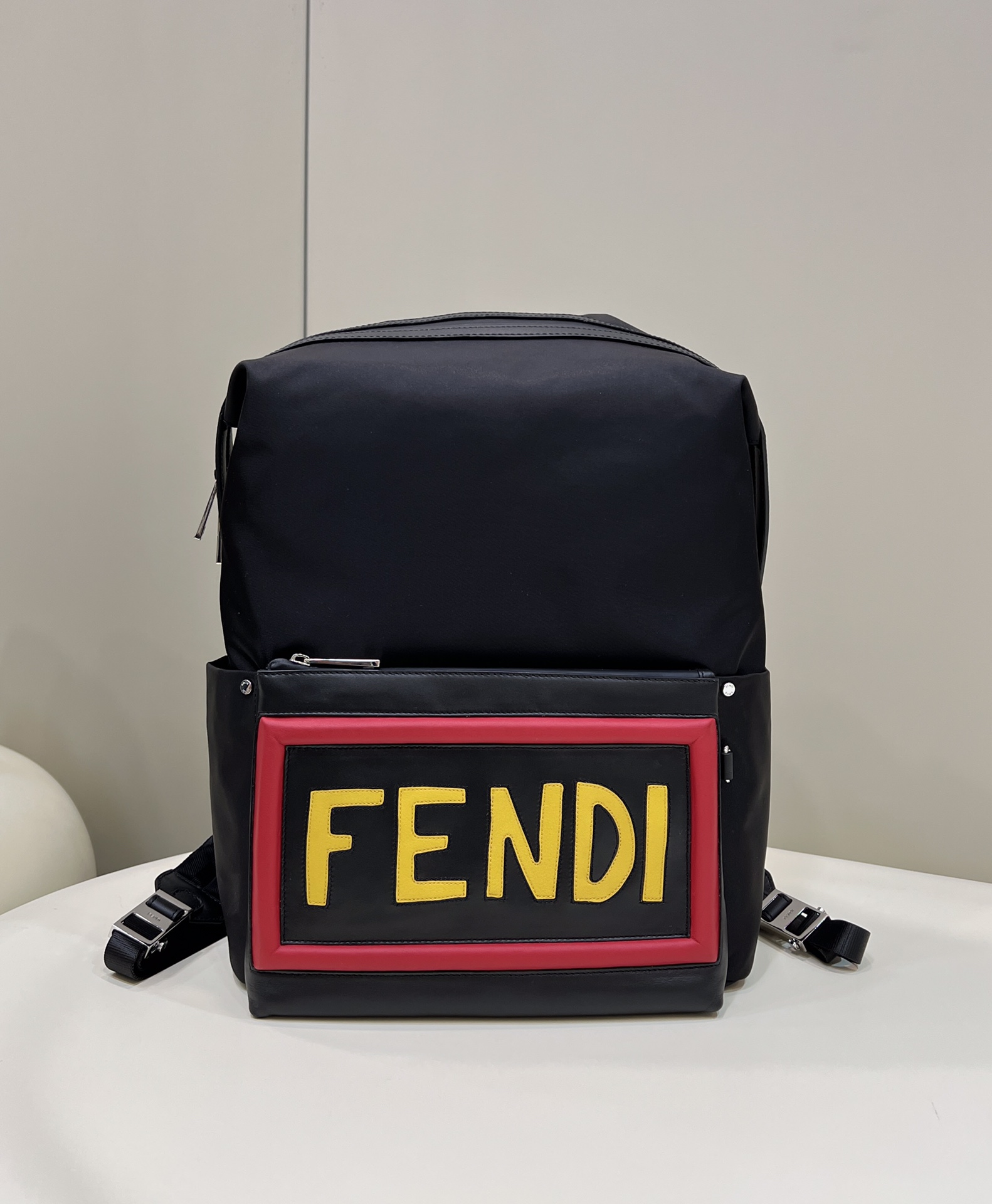 F**di backbag