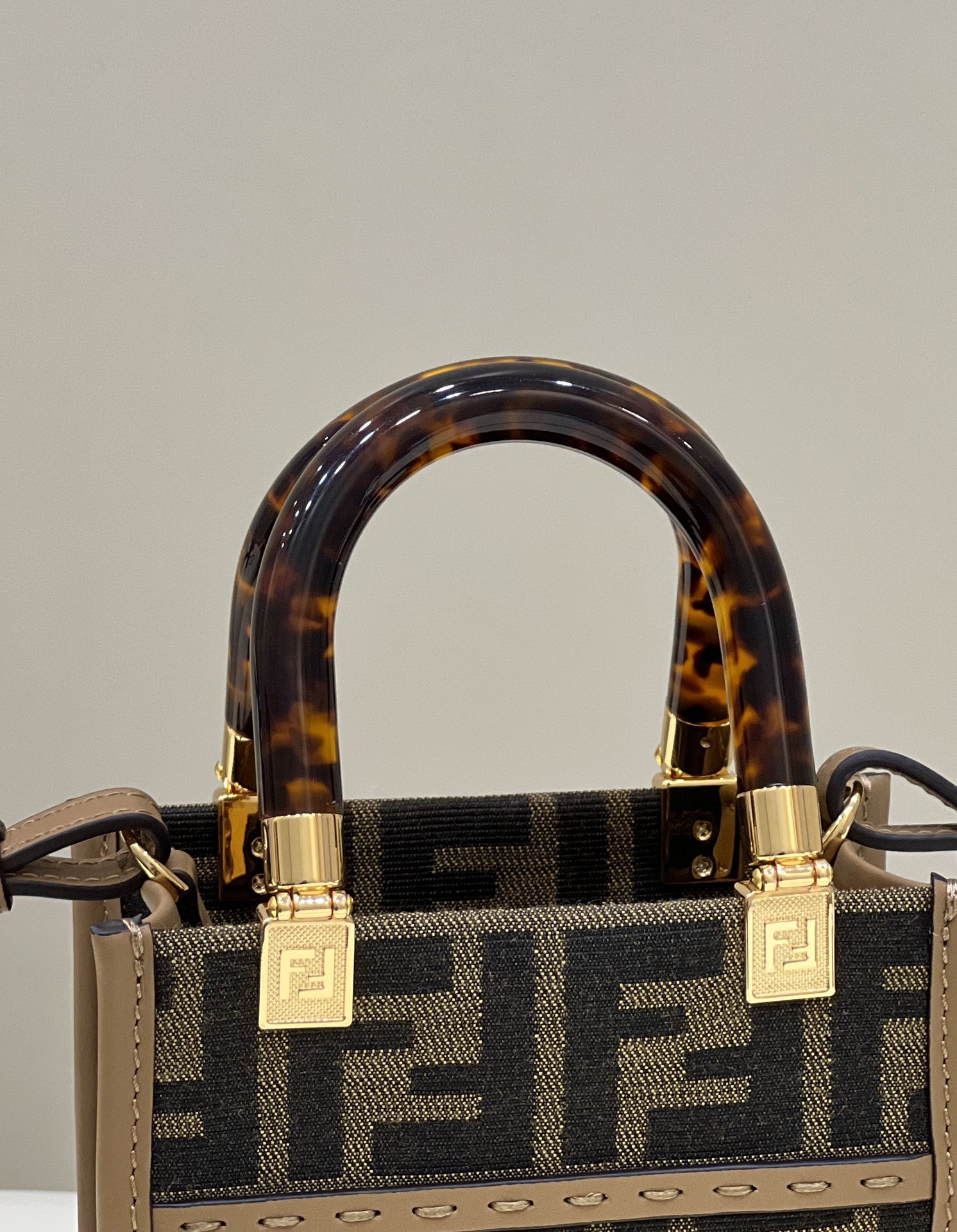 Mini Sunshine Shopper