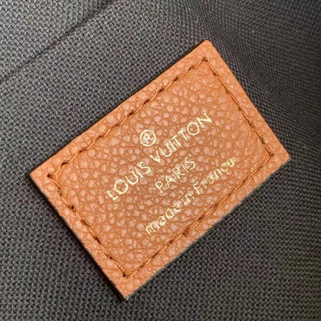 l**is V*t*n lv félicie pochette m80679