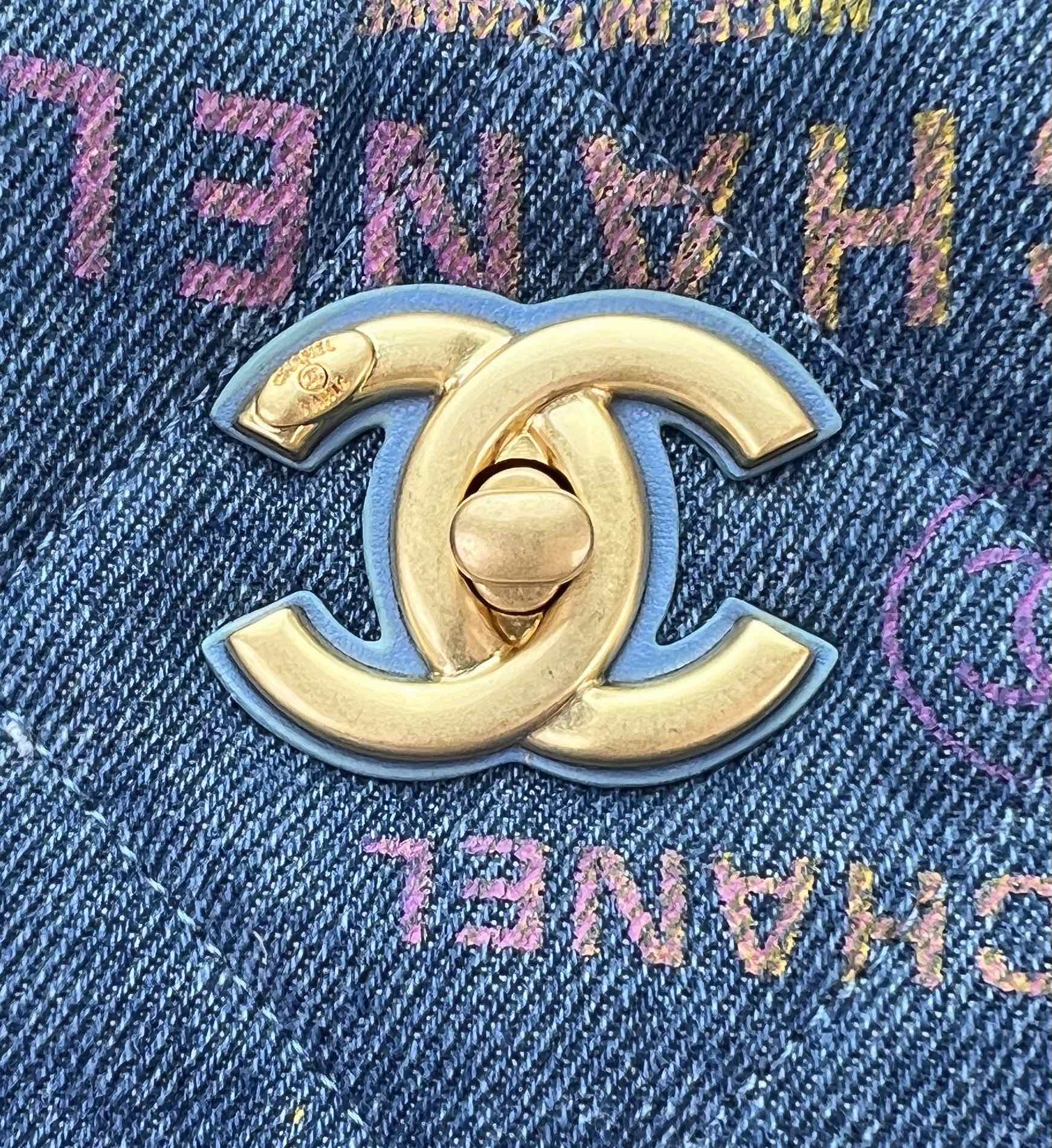Ch*el tote