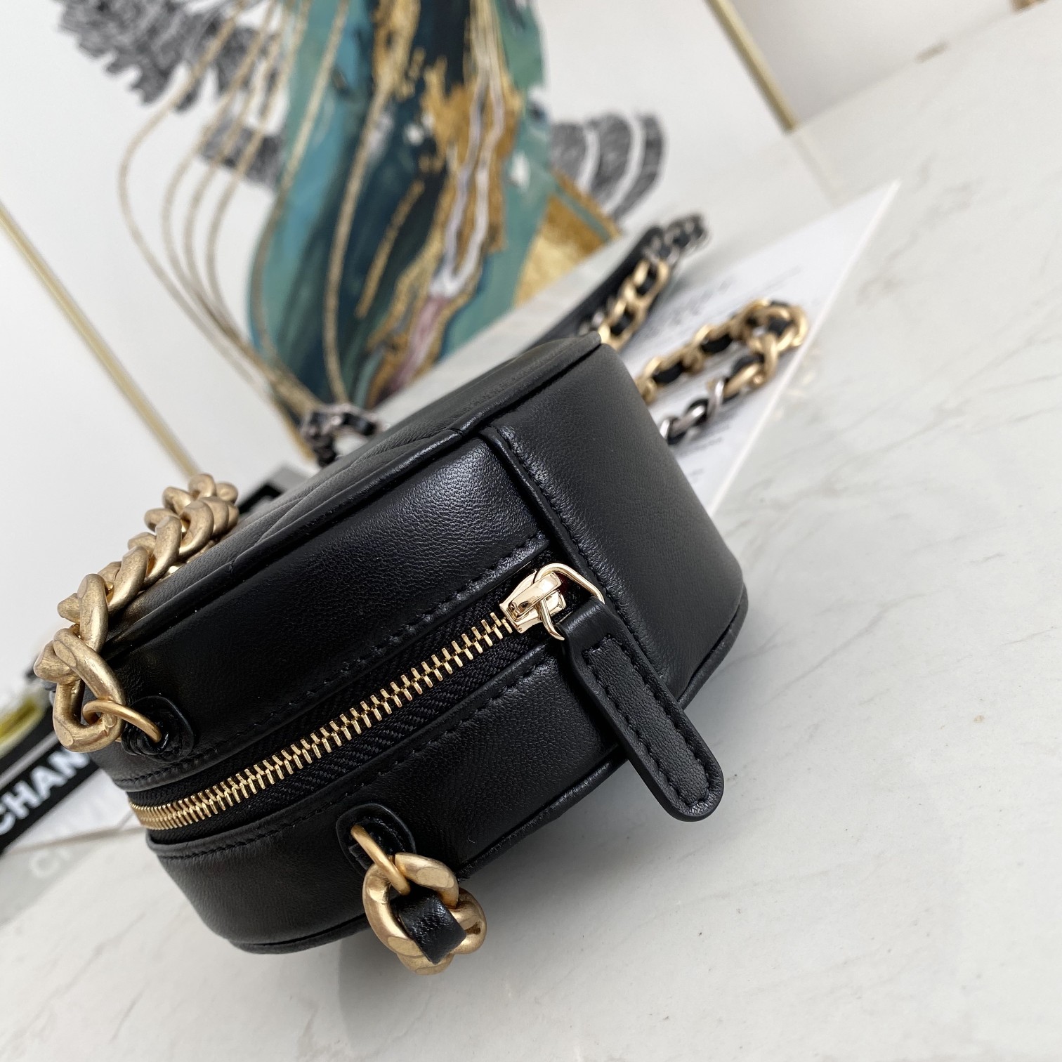 Ch*el 19 clutch with chain