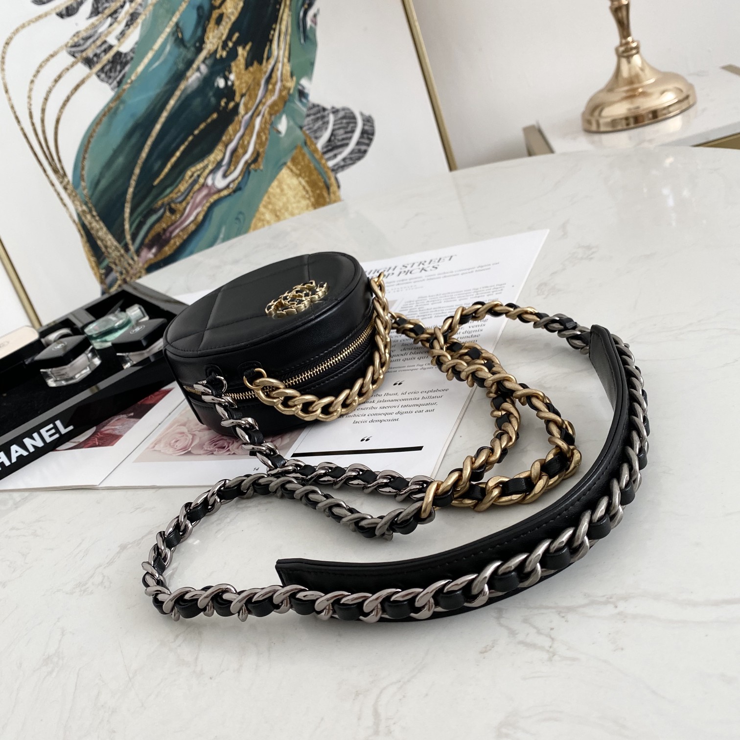 Ch*el 19 clutch with chain