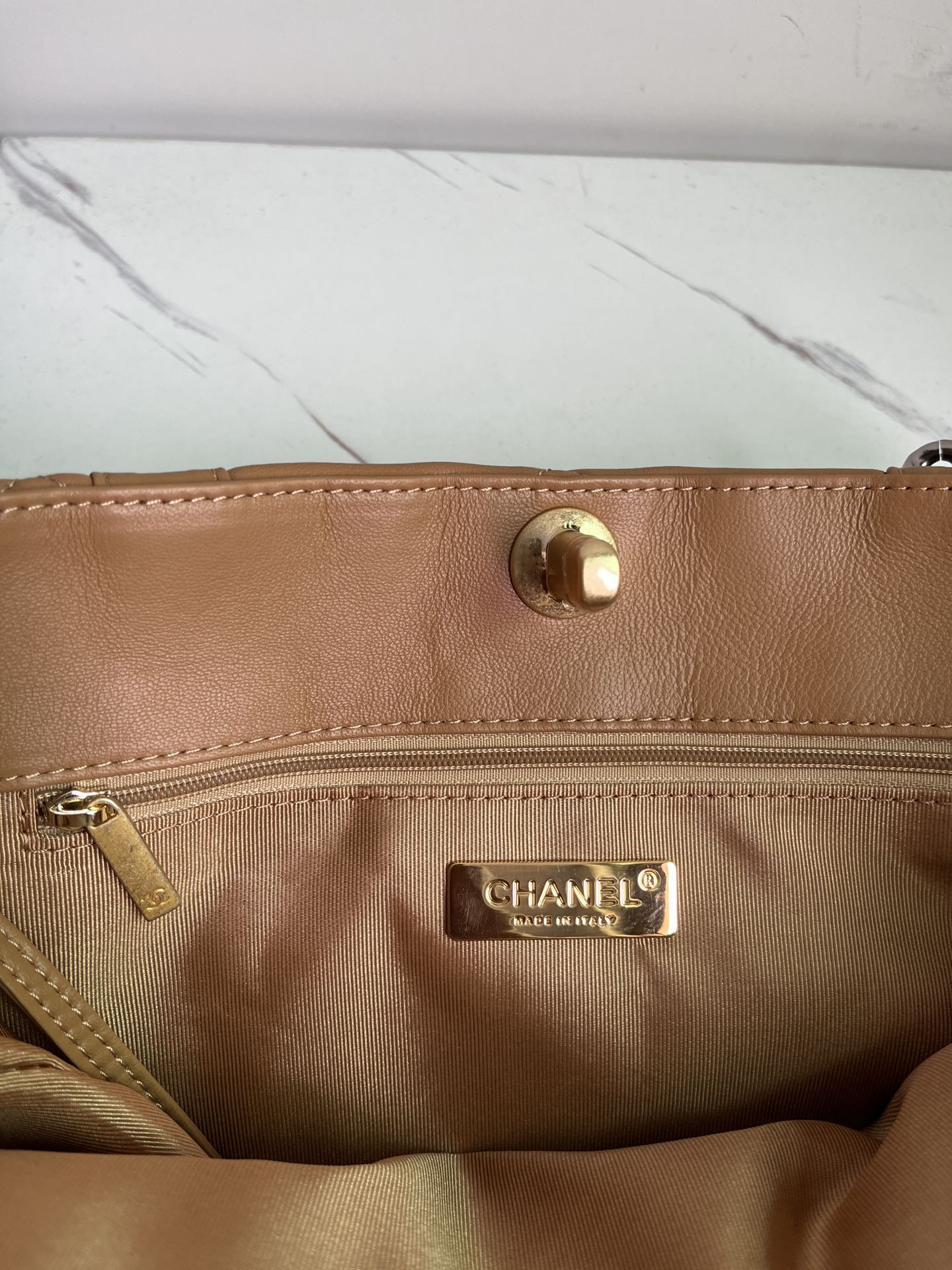 Ch*el 19 shopping bag