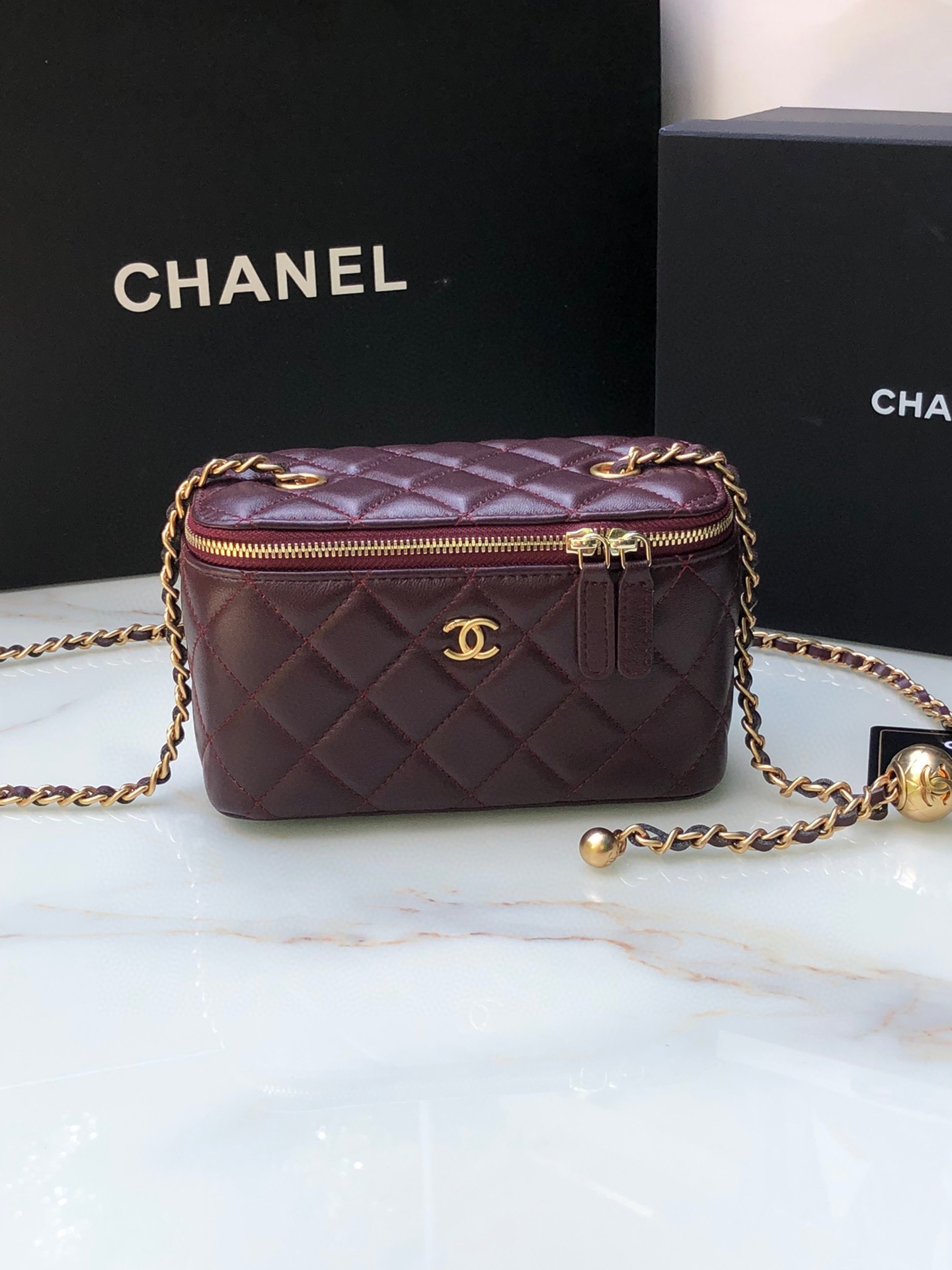 Ch*el classic vanity 22c bag with chain