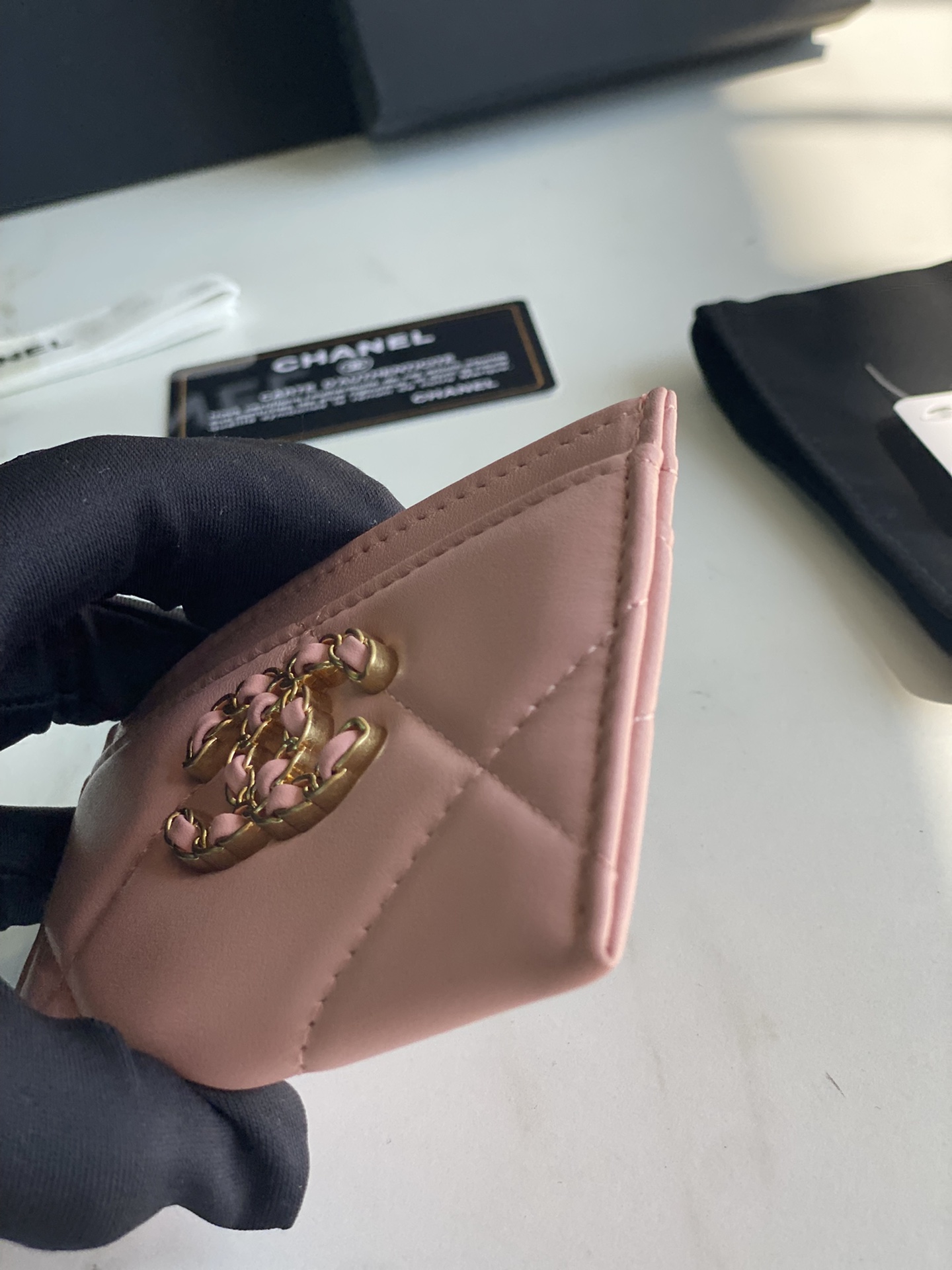 Ch*el 19 card holder