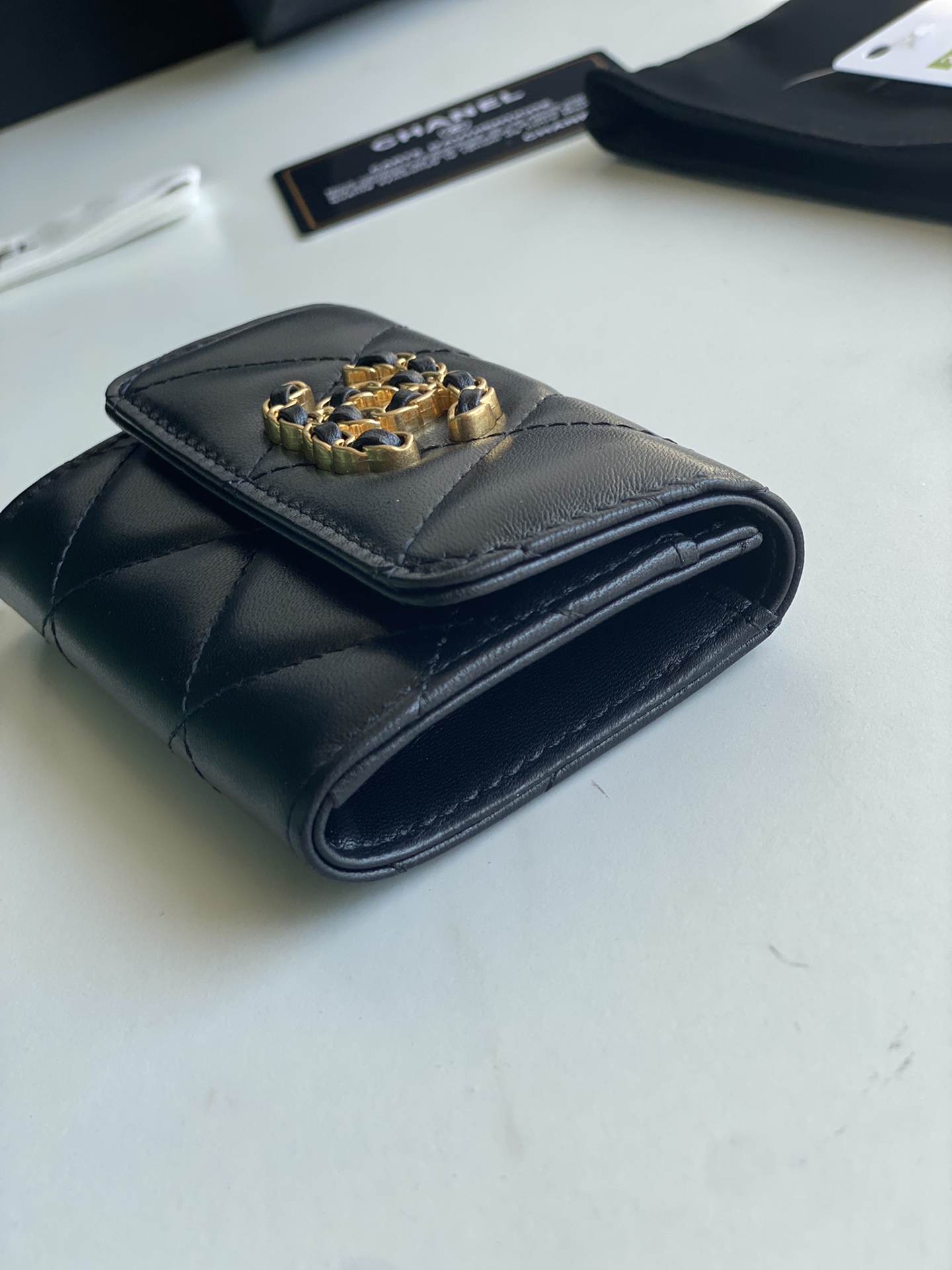 Ch*el 19 flap card holder