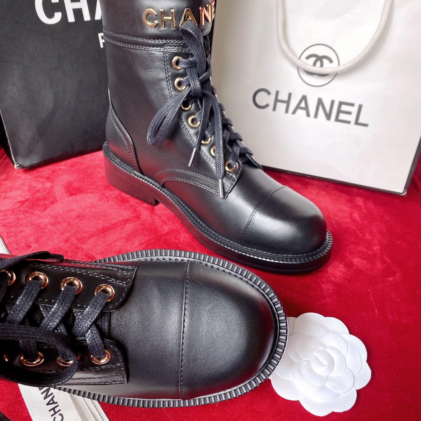 Ch*el martin boots