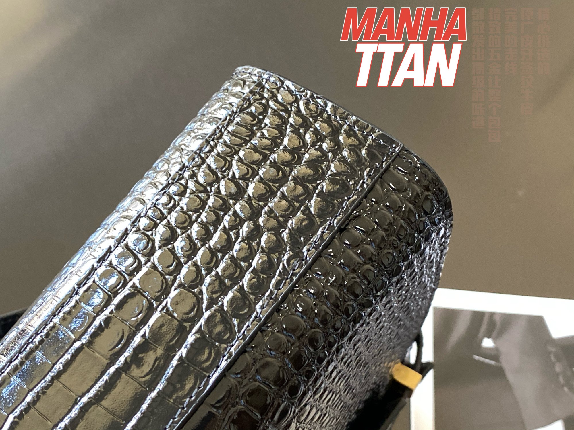 MANHATTAN SHOULDER BAG IN CROCODILE-EMBOSSED SHINY LEATHER