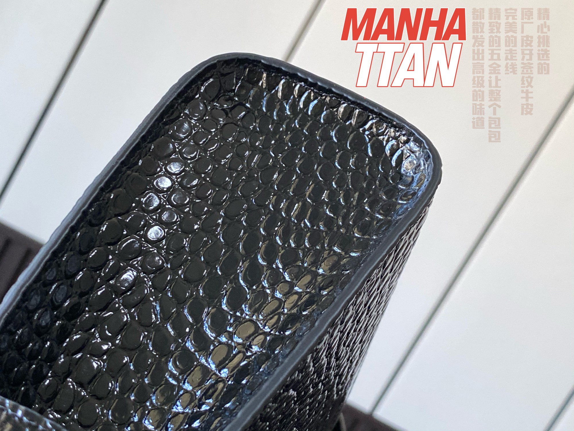 MANHATTAN SHOULDER BAG IN CROCODILE-EMBOSSED SHINY LEATHER