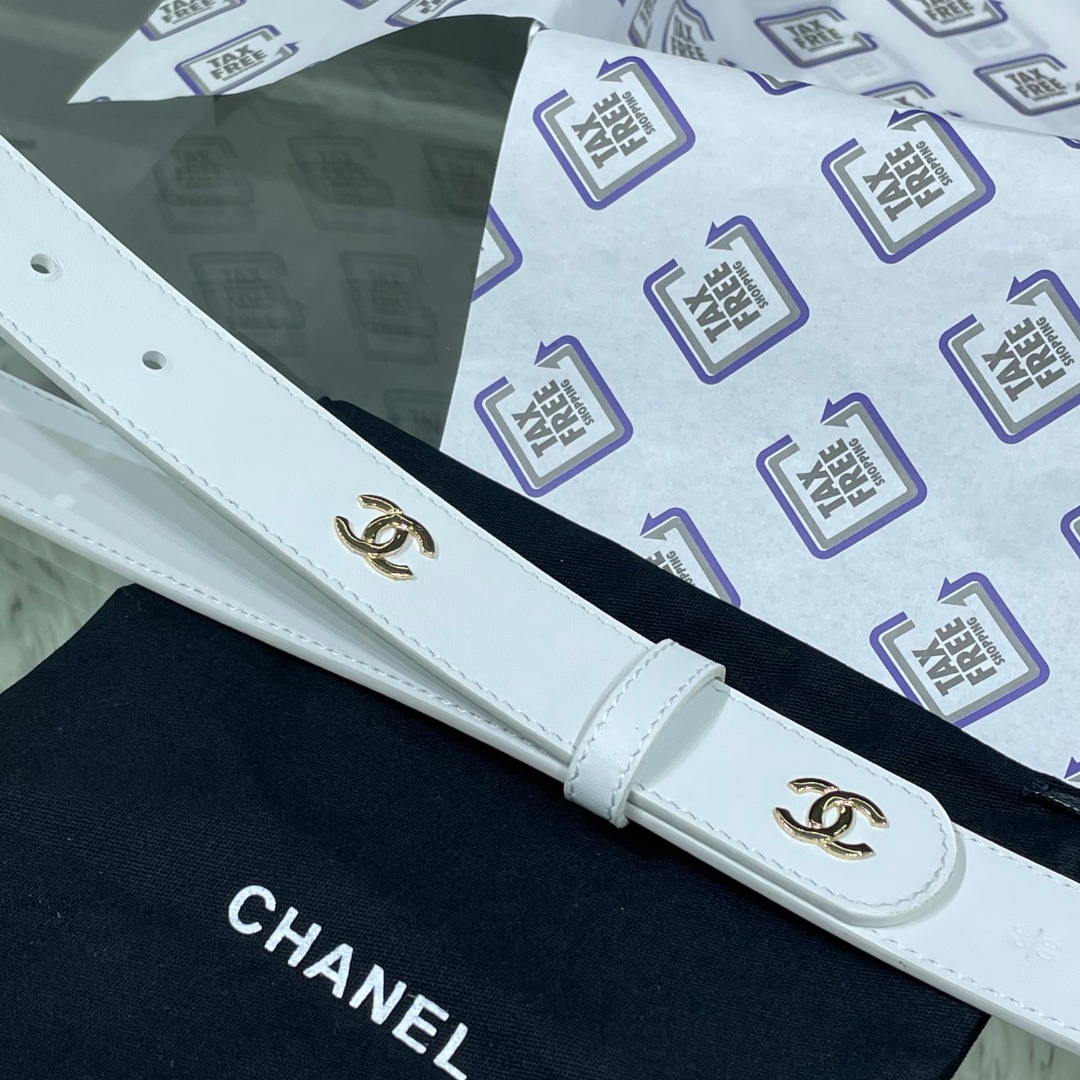 Ch*el red patent leather cc logo belt
