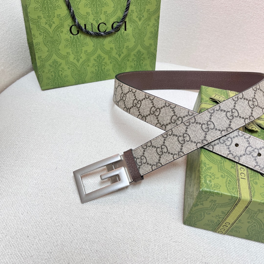 Square G reversible leather belt