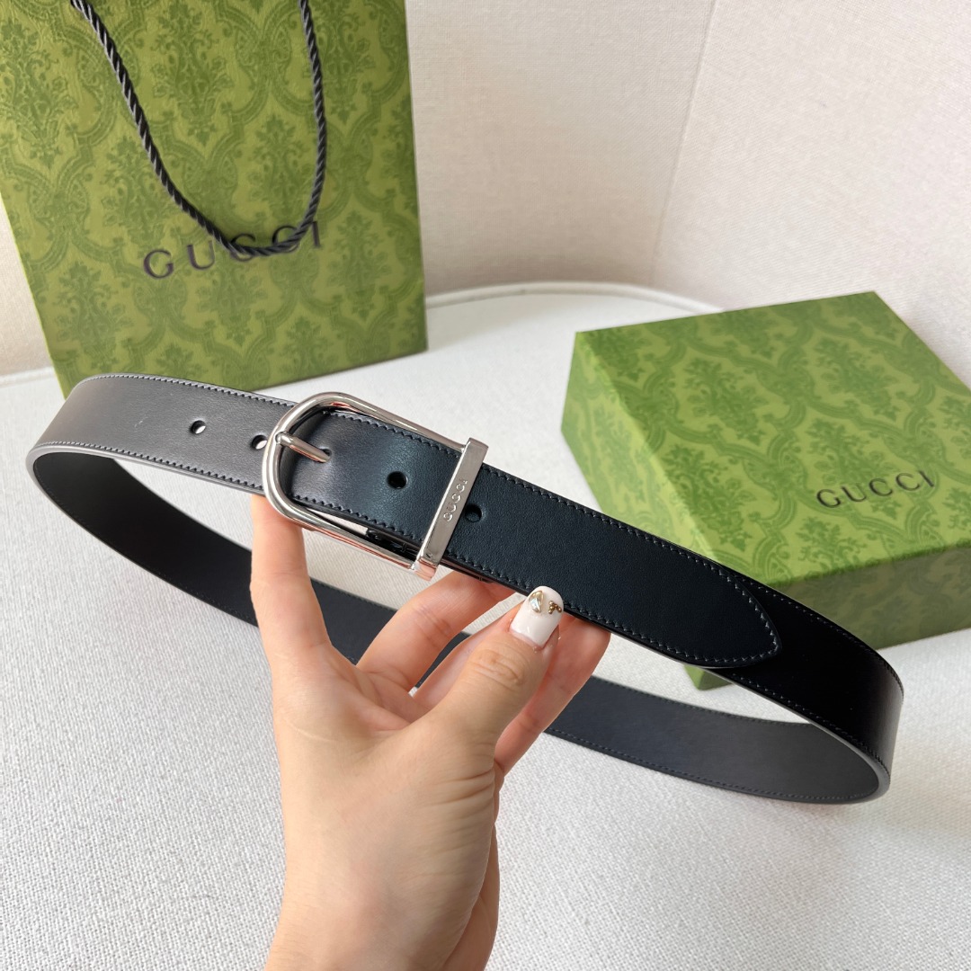 G*u*i leather belt
