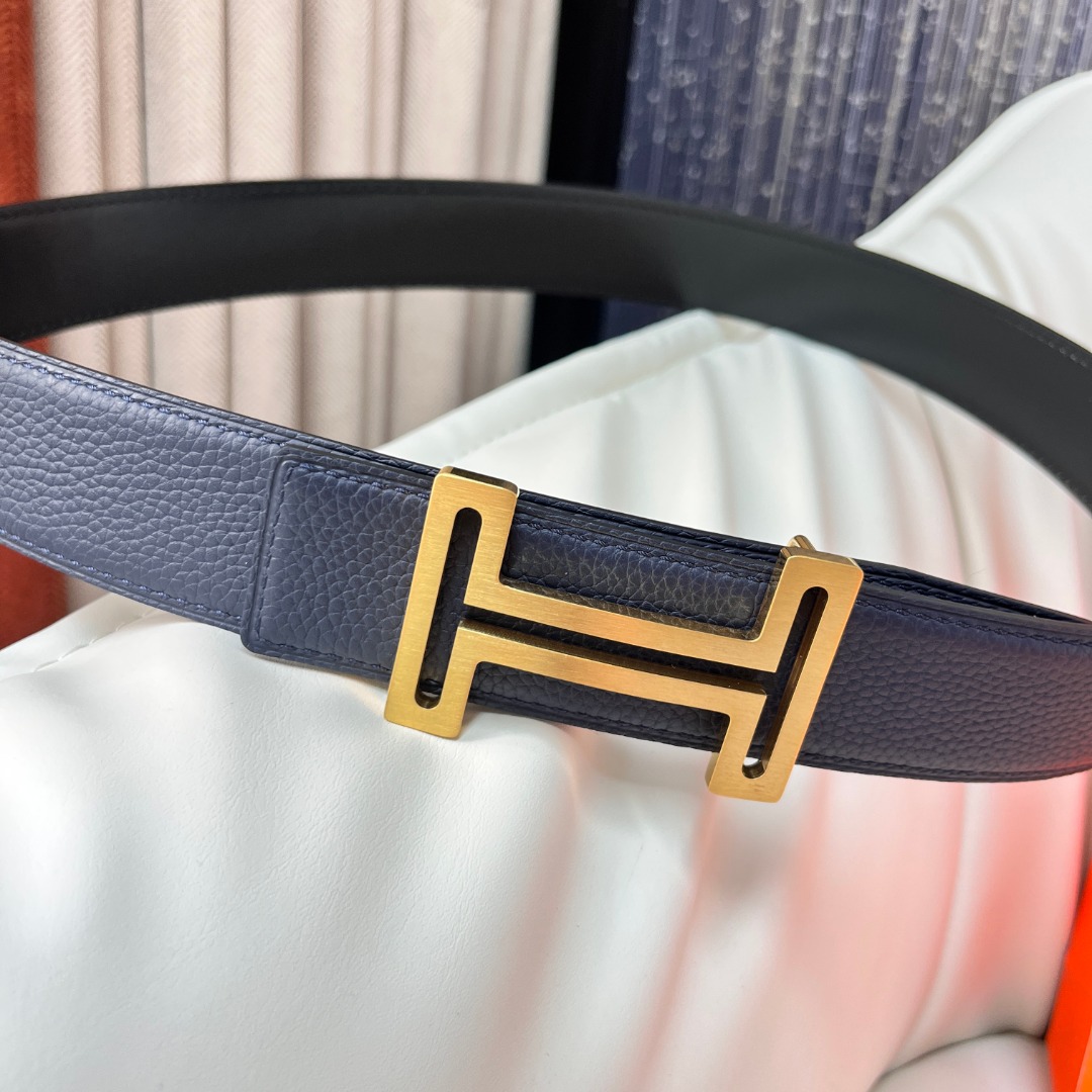 H au Carre belt buckle