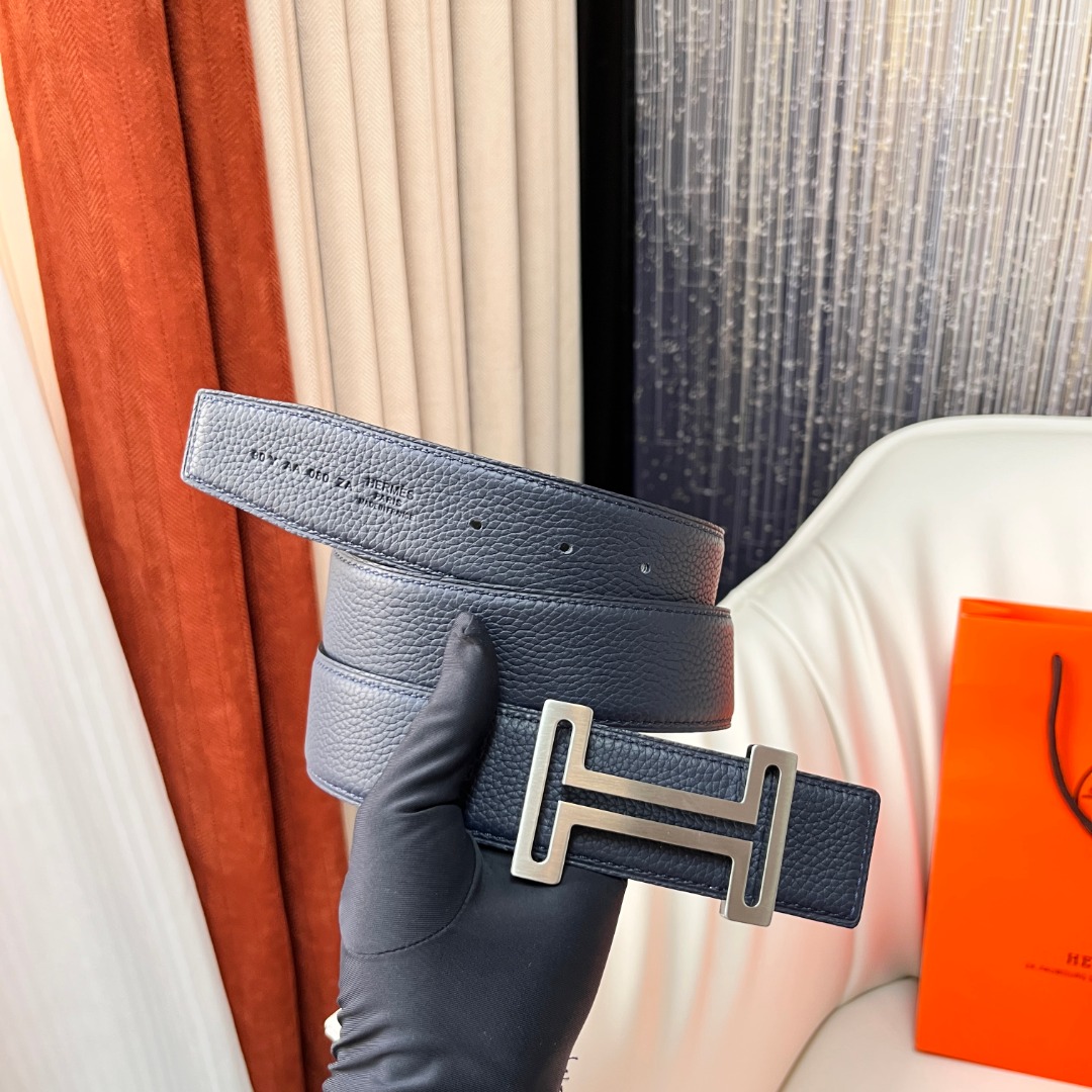 H au Carre belt buckle