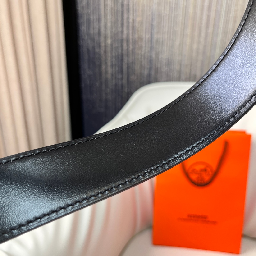 H au Carre belt buckle