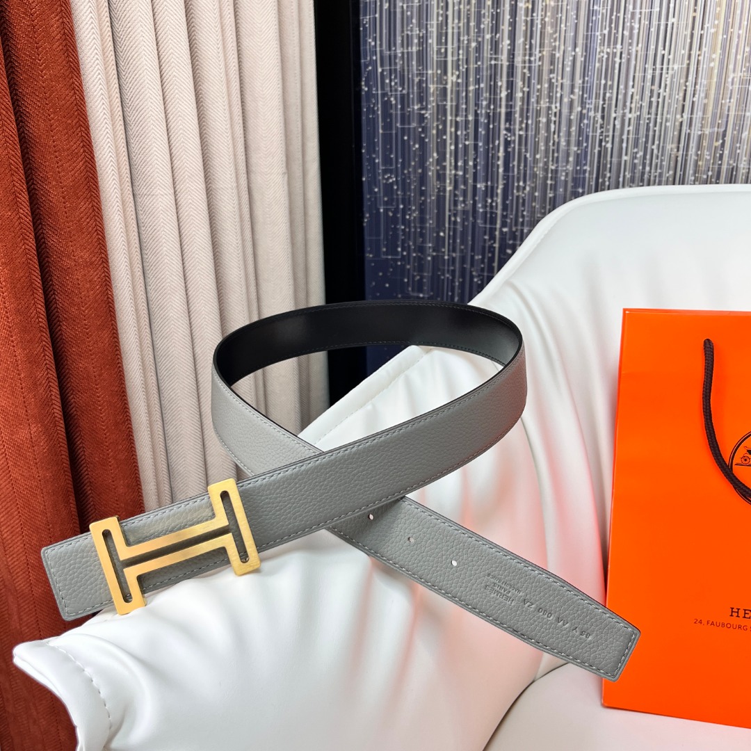 H au Carre belt buckle