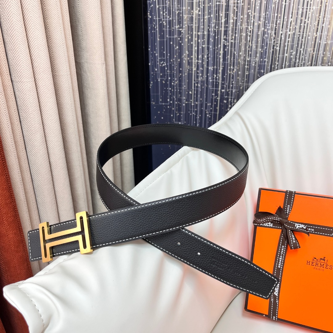 H au Carre belt buckle