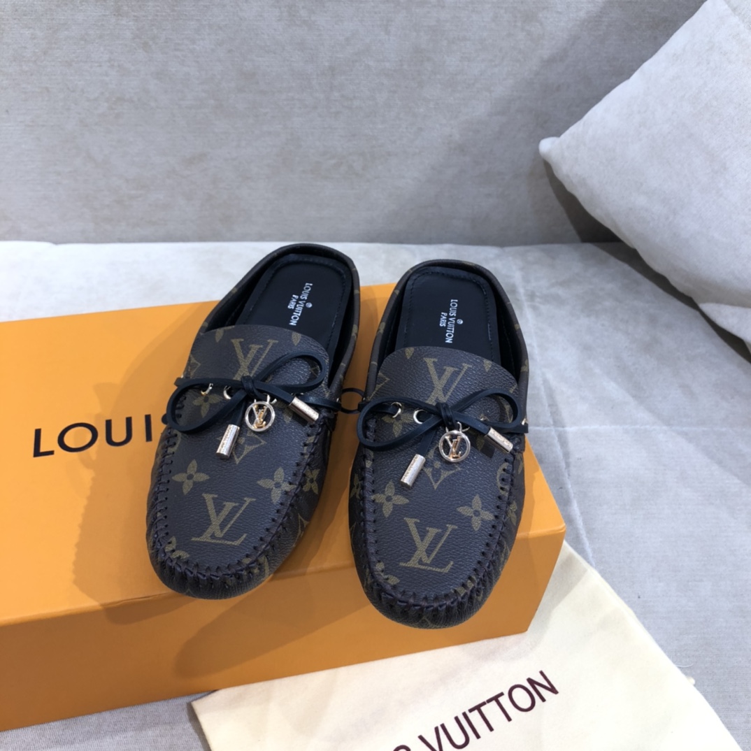 brand new l**is V*t*n loafers
