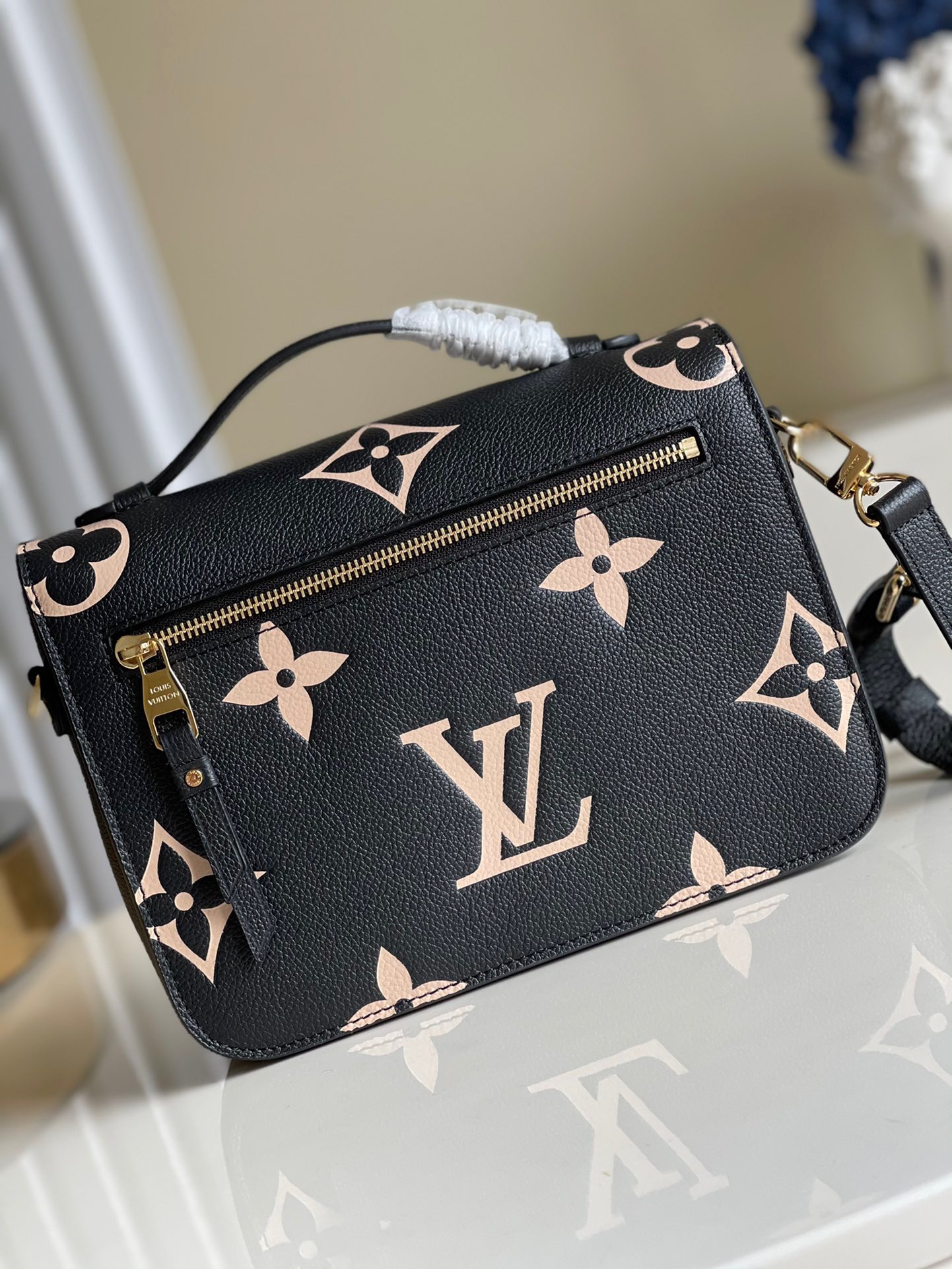 Pochette Metis