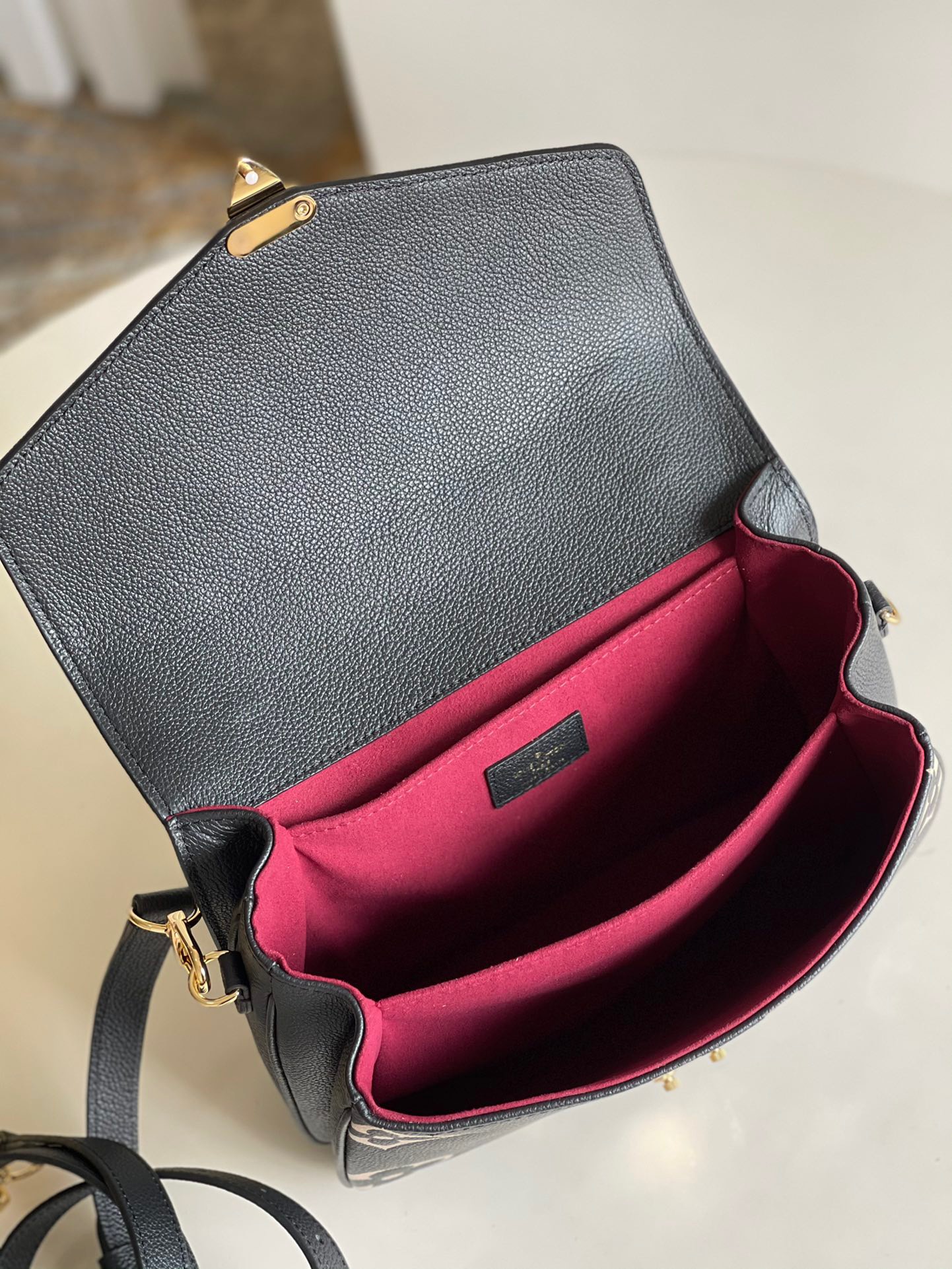 Pochette Metis