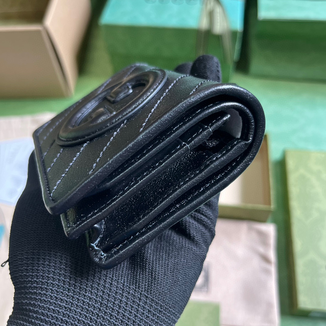 G*u*i soho wallet