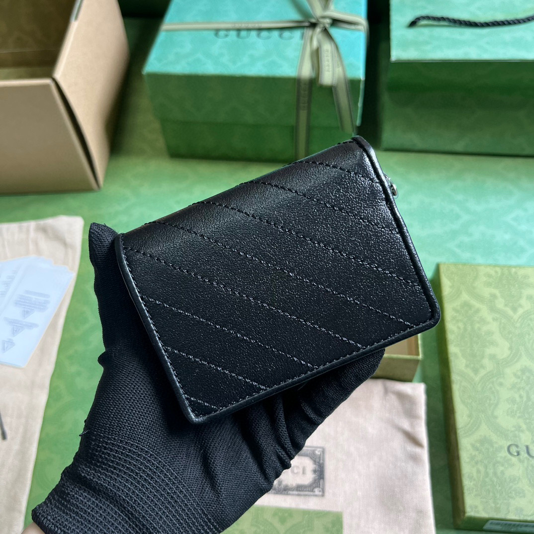 G*u*i soho wallet