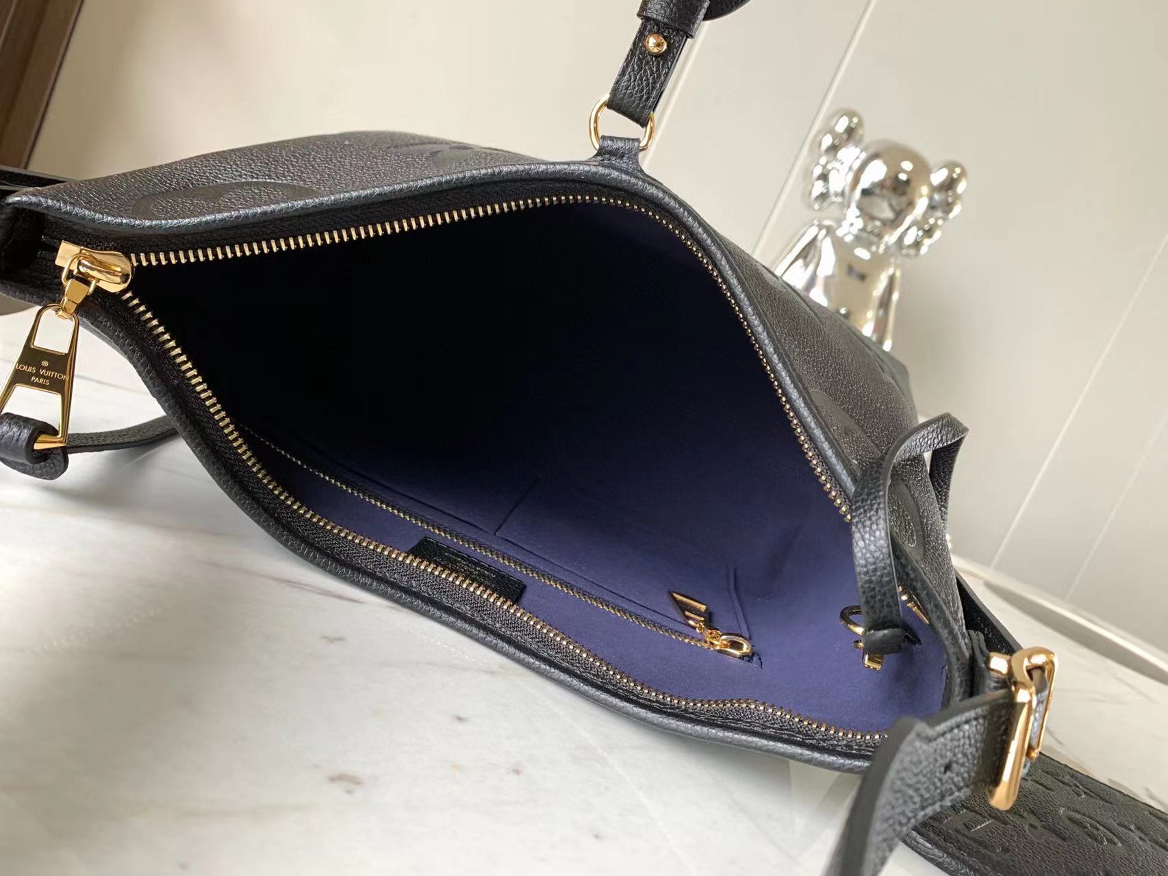 LV Carry All PM