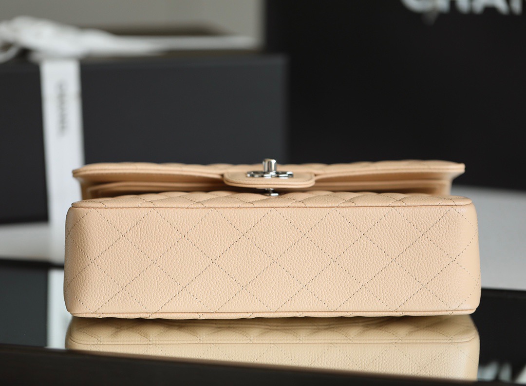 Ch*el medium classic flap bag