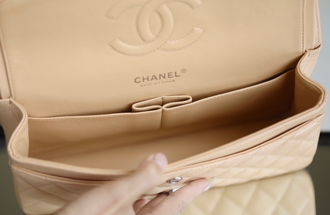 Ch*el medium classic flap bag